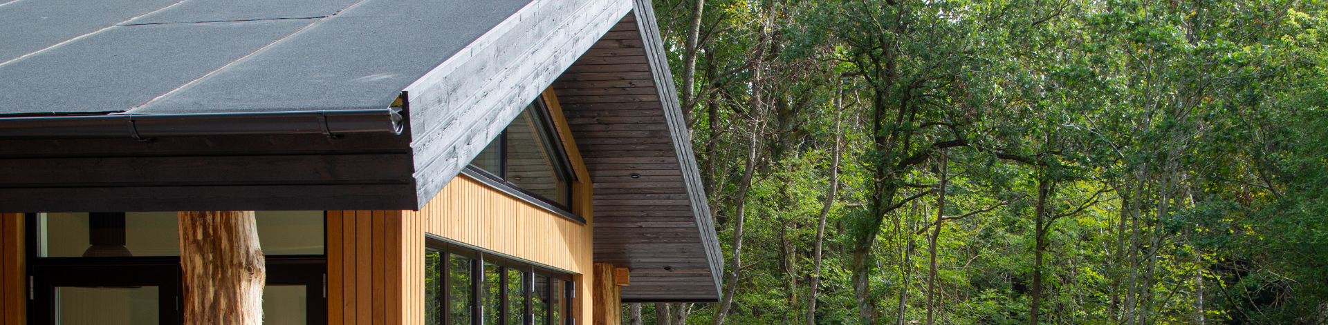 Hoe een houten schuurtje te herstellen